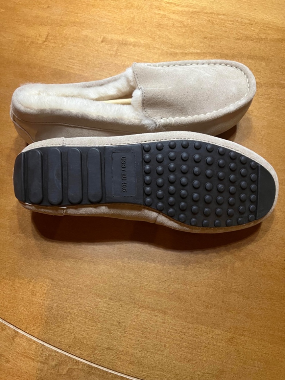 Women's Eddie Bauer Shearling Lined Moc Toe Slipper- Sand Sz 9